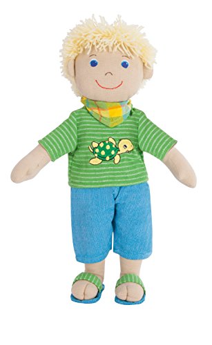 Heless 21 – Fair Trade Stoffpuppe Junge Max mit Shirt, Shorts und Halstuch, ca. 32 cm große Weich-Puppe zum Kuscheln, Spielen und Liebhaben von Heless