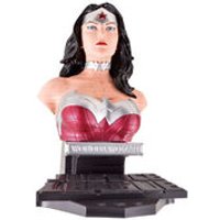 HERPA 80657220 1:32 Puzzle Fun 3D Justice Leage Wonderwoman, standard von Herpa