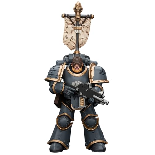 HiPlay JOYTOY Warhammer The Horus Heresy Collectible Figure: Space Wolf Grey Slayer Pack Grey Slayer with Legion Vexilla, 1:18 Scale Action Figure JT7509 von HiPlay