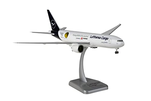 Hogan Limox Wings Boeing 777F Lufthansa Cargo Sustainable Fuel - Powered by DB Schenker D-ALFG Scale 1:200 von Hogan