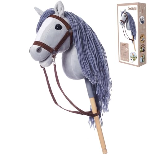 HOPPIHORSE Steckenpferd mit Trense - A3 - Hobby Horse mit Zügeln, Schultergurt, Schweif - hochwertiges Plüsch mit Langer Mähne - Silikongriff für besseren Halt - mit Geschenkverpackung von Hoppimals