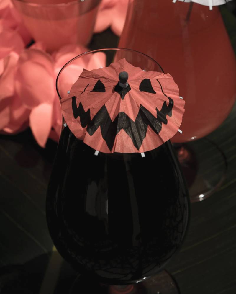 Spooky Pumpkin Cocktailschirmchen 15 St.