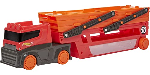 Hot Wheels GWT37 - MEGA Hauler Truck mit Platz für 50 Autos, Spielzeug ab 3 Jahren, Abweichungen in Verpackung vorbehalten von Hot Wheels