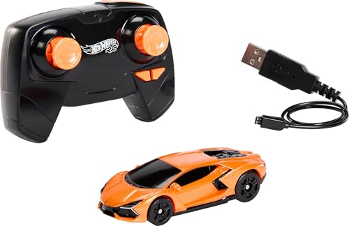 Hot Wheels RC Spielzeugauto, Lamborghini Revuelto mit Fernbedienung im Maßstab 1:64, aufladbar mit USB-Kabel, Rennen und Stunts auf und abseits der Piste mit Turbo-Beschleuniger, HWW55 von Hot Wheels