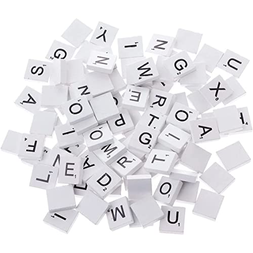 【100 Stück】 Fliesen weiße Holzspäne DIY-Puzzle mit englischem Alphabet Alphabetisierungsquadrate Holzspäne für die geistige Entwicklung des Babys weiß von HoveeLuty