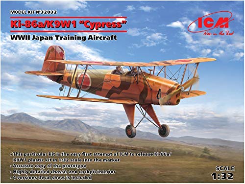 ICM 32032 Ki-86a/K9W1 Cypress,WWII Japan Trainin Aircraft Modellbausatz, grau von ICM