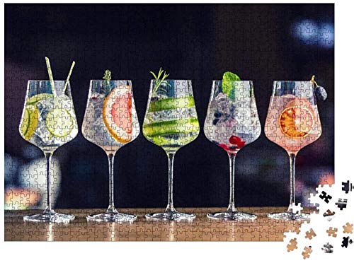 IGHSNZUH Puzzle Für Erwachsene, 1000 Teile – Fünf Bunte Gin-Tonic-Cocktails In Weingläsern Auf Der Theke des Welpen – Lernpuzzle von IGHSNZUH