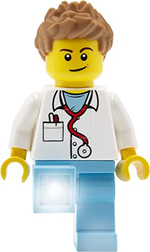 IQ Lego Iconic Male Doctor Figure with Flashlight - Batteriebetriebene LED-Taschenlampe (7,62 x 4,14 x 13,97 cm) - Auto-Off-Timer - Batterien im Lieferumfang enthalten von IQ