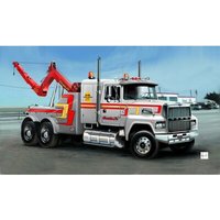 ITALERI 510003825 1:24 US Abschlepp-Truck von ITALERI