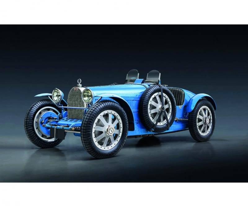 Bugatti 35B Roadster von Italeri