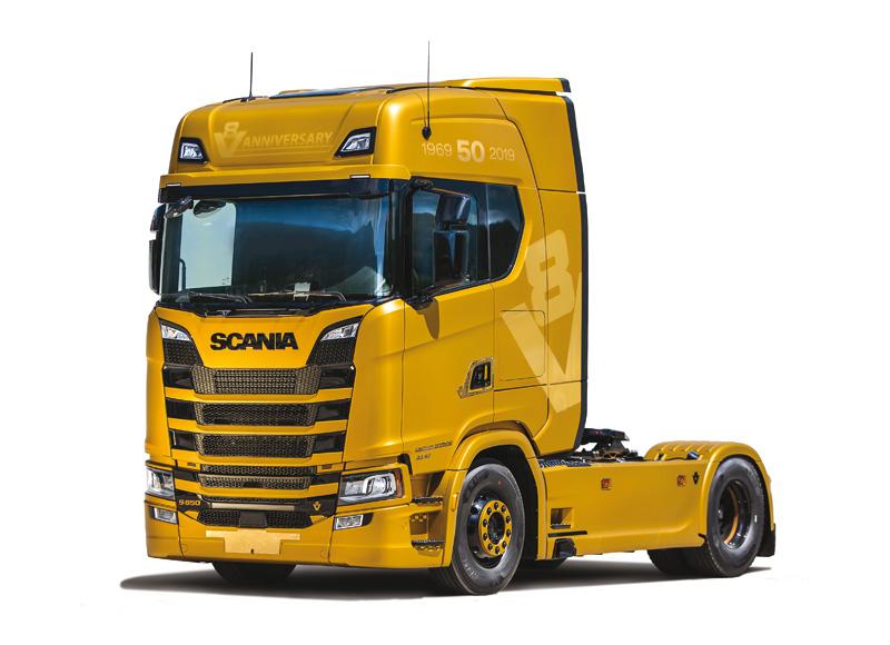 SCANIA S730 Highline 4x2 von Italeri