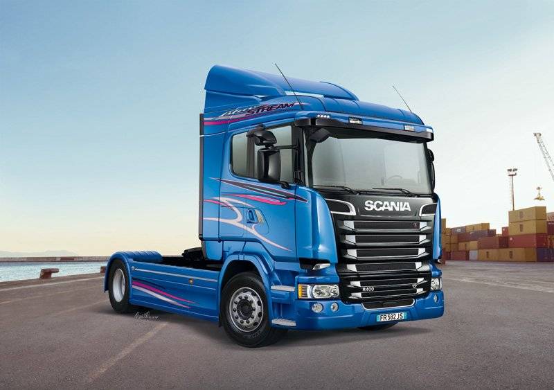 Scania R400 Streamline (Flat Roof) von Italeri