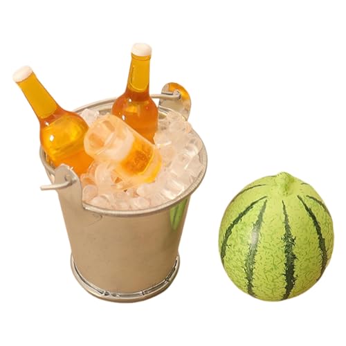 JISADER Miniatur Bierflasche 1/12 Inklusive Trinkgefäß Und Kühlbehälter für Modellbau Und Märchengartengestaltung, mit Wassermelone JISADER Miniatur Bierflasche 1/12 Inklusive Trinkgefäß Und Kühlbehälter für Modellbau Und Märchengartengestaltung, mit Wassermelone von JISADER