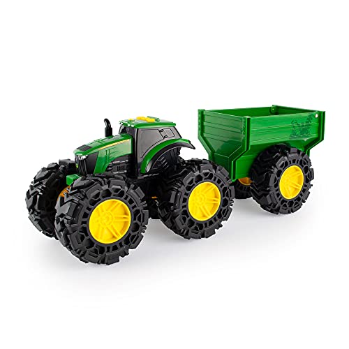 John Deere TOMY 47353 Treads Traktor Wagon, Monster Truck Spielzeug Rädern, Grünes Kinderspielzeug, für Jungen und Mädchen ab 3 Jahren, bis zu 38cm groß von JOHN DEERE