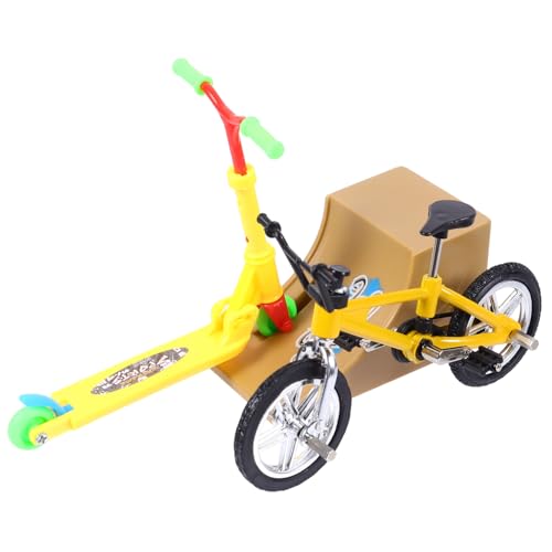 JOINPAYA 1 Satz Fingerrad Mikro Scooter Mini-Skateboards Fingerscooter Spielzeug für Kinder dekompressionsspielzeug dekompression Spielzeug Fingerbike mit Rampe Fingersportspielzeug Plastik von JOINPAYA