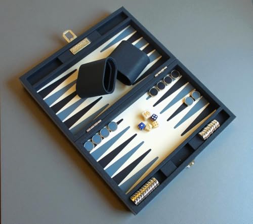 Italfama Backgammon-Koffer aus Kunstleder für 2 Spieler, hergestellt in Italien von Italfama, 28 x 17 cm, geschlossen, ab 14 Jahren, Königsblau Italfama Backgammon-Koffer aus Kunstleder für 2 Spieler, hergestellt in Italien von Italfama, 28 x 17 cm, geschlossen, ab 14 Jahren, Königsblau von JP GAMES LTD