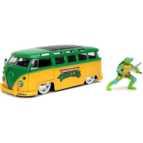 Jada Toys 253285000 Ninja Turtles(TMNT) 1962 VW Bus, Auto, Spielzeugauto aus Die-cast, öffnende Türen, Kofferraum & Motorhaube, inkl. Leonardo Figur, Maßstab 1:24, grün/gelb, bunt, Einheitsgröße von Jada Toys