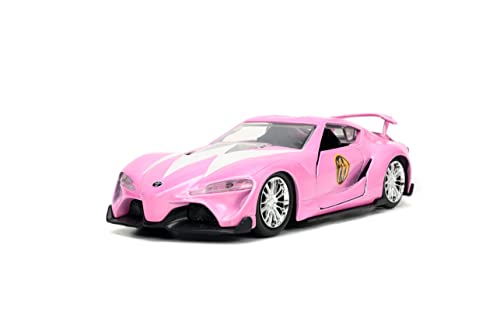 Mighty Morphin Power Rangers 1:32 Toyota FT-1 Concept Druckguss-Auto mit 4,2 cm rosa Ranger-Figur, Spielzeug für Kinder und Erwachsene von Jada Toys