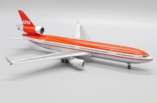 LH2312 Mcdonnell Douglas MD-11 LTU D-AERZ Scale 1/200 von JC Wings