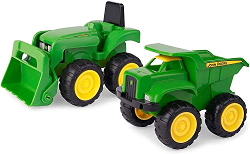 Sandkasten 42952 Spielzeugset John Deere Mini Bagger und Kipplader in Grün, Spielzeug Bagger und Kipplaster aus Kunststoff für Draußen, Geschenke für Kleinkinder 3 Jahren, Spiele für Draußen von TOMY