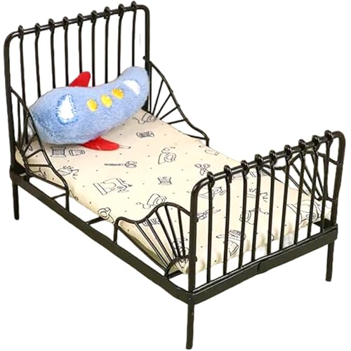 Kalastussaari 1:12 Puppenhausbett skalieren, realistische Metallpuppenbetten mit Matratze und süßes Kissen, dekorative Puppenhausmöbel für DIY -Einstellungen/Stil 1 von Kalastussaari