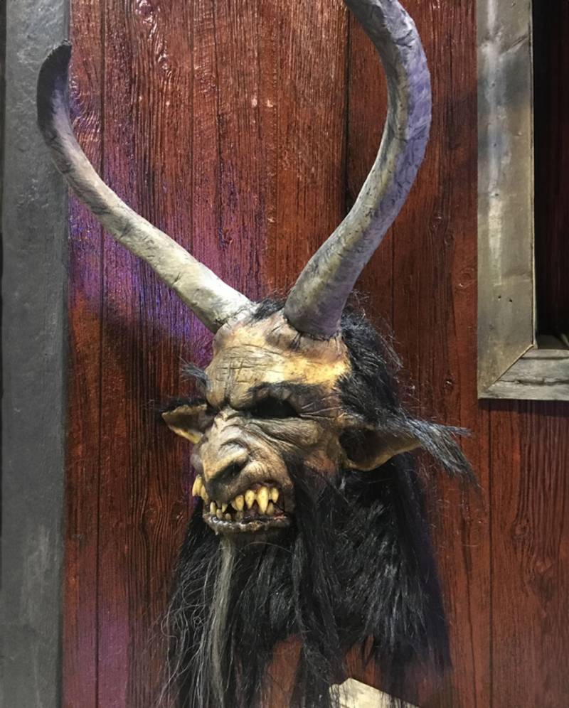 Verstörende Krampus Maske mit Hörnern  Perchtenmaske von Karneval Universe