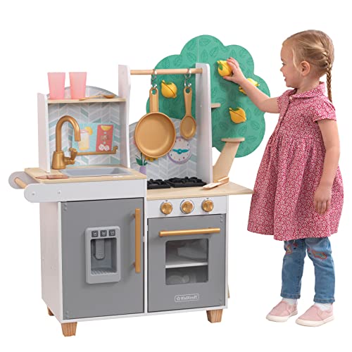 KidKraft Happy Harvest Kinderküche aus Holz mit Zubehör und Eiswürfelspender, Spielküche mit Geschirr und Lebensmittel, Spielzeug für Kinder ab 3 Jahre, 10160 von KidKraft