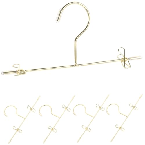 Kisangel 5 Stück Mini Kleiderbügel für Puppenkleidung aus Metall Goldfarbene Hosenbügel für Kleine Puppen Platzsparende Aufbewahrung zum Präsentieren und Sortieren von Puppenkleidern Kisangel 5 Stück Mini Kleiderbügel für Puppenkleidung aus Metall Goldfarbene Hosenbügel für Kleine Puppen Platzsparende Aufbewahrung zum Präsentieren und Sortieren von Puppenkleidern von Kisangel
