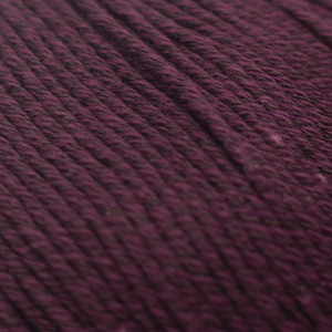 Kremke Morning Salutation Garn 7 Aubergine von Kremke Soul Wool