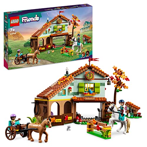 LEGO Friends Autumns Reitstall Set mit 2 Spielzeug-Pferden, Kutsche und Reitzubehör, Reitstall- und Pferdespielzeug, Bauernhof-Tier-Geschenk für Mädchen, Jungen und Kinder ab 7 Jahren 41745 von LEGO