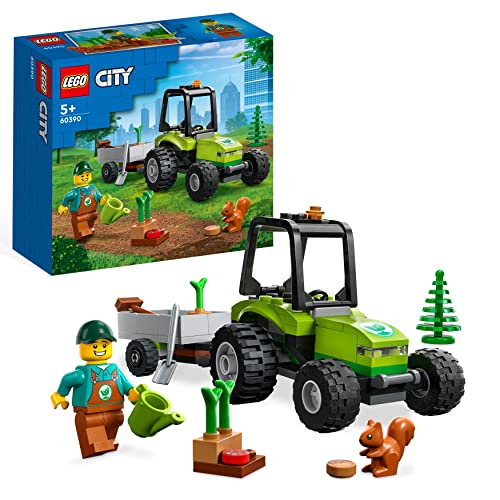 LEGO 60390 City Kleintraktor, Spielzeug-Traktor mit Anhänger, Fahrzeug zum Bauernhof-Set mit Gärtner-Minifigur & Tierfigur, Konstruktionsspielzeug ab 5 Jahren von LEGO