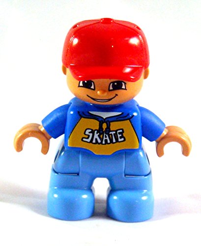 LEGO Duplo - Junge mit Skate- Shirt und roter Baseballkappe von LEGO