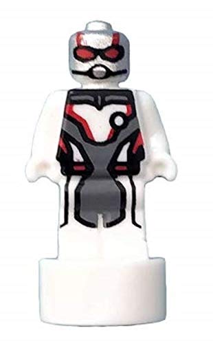 LEGO Super Heroes White Ant-Man Statuette (Quantum Suit) Very Small von LEGO