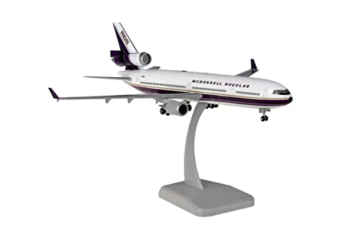 LI11632GR Mcdonnell Douglas MD-11 House Color N211MD Scale 1:200 von LIMOX