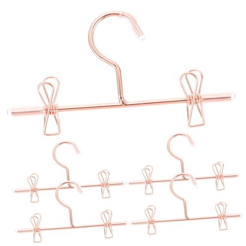 LIOOBO 5 Stück Teiliges Mini Puppenkleiderbügel aus Metall Rosegoldfarbene Kleine Kleiderbügel für Puppenkleidung Praktische und Schonende Aufbewahrung für Puppenhäuser und Kinderzimmer LIOOBO 5 Stück Teiliges Mini Puppenkleiderbügel aus Metall Rosegoldfarbene Kleine Kleiderbügel für Puppenkleidung Praktische und Schonende Aufbewahrung für Puppenhäuser und Kinderzimmer von LIOOBO