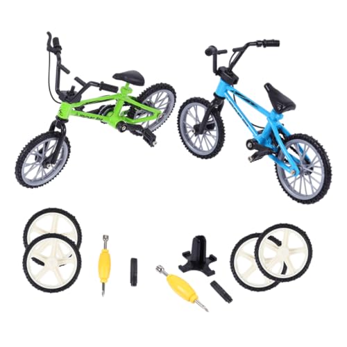 LRXIYODE 2 Sätze Mini Finger Bikes Simulation Fahrradmodell Stressabbau und Fingerbewegungstraining Farben Blau und Grün Kinderspielzeug für Desktop Freizeit und Geschenke LRXIYODE 2 Sätze Mini Finger Bikes Simulation Fahrradmodell Stressabbau und Fingerbewegungstraining Farben Blau und Grün Kinderspielzeug für Desktop Freizeit und Geschenke von LRXIYODE