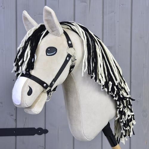 LarDen Hobby Horse Aurora mit schwarzem Halfter M, Stockpferd Für Kleine, HANDGEFERTIGTES Große Kinder mit Zubehör | Spielpferd, Pferd Zum Reiten Spielzeug, Hobby Horsing, Hobbyhorse von LarDen