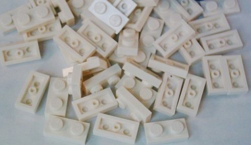 LEGO Bricks Bügeleisen (50 Stück, 1 x 2 Zapfen), Weiß von LEGO