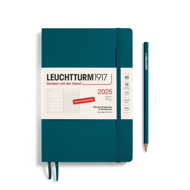 Leuchtturm1917 Kalender & Notizbuch 1 Woche auf 1 Seite 2025 Medium A5 Softcover Pacific Green, liniert von Leuchtturm1917