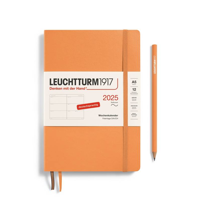 Leuchtturm1917 Wochenkalender 1 Woche auf 2 Seiten 2025 Medium A5 Softcover Apricot von Leuchtturm1917