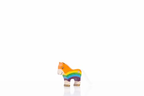 Lilu® Einhorn Pony Fohlen mit leuchtendem Herz, Mähne und Schweif, Fabelwelt Holztiere handbemalt, Holzspielzeug aus FSC®-Holz, EN71 und DEKRA Zertifiziert Spielfigur für Kinder (Regenbogen) von Lilu