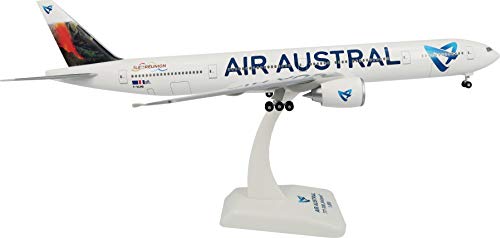 AA04 Boeing 777-300ER Air Austral Volcano Scale 1:200 von Limox Wings