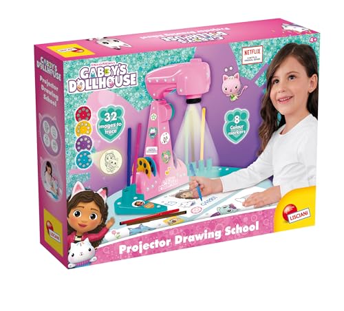 Lisciani - GABBY'S DOLLHOUSE Zeichenschule - LED-Projektor zum Zeichnen lernen - Für Kinder ab 4 Jahren - 4 Disketten mit Bildern, Blättern & Filzstiften enthalten - Gabby's Dollhouse Lisciani - GABBY'S DOLLHOUSE Zeichenschule - LED-Projektor zum Zeichnen lernen - Für Kinder ab 4 Jahren - 4 Disketten mit Bildern, Blättern & Filzstiften enthalten - Gabby's Dollhouse von Liscianigiochi