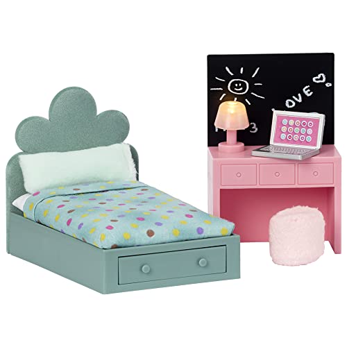 Lundby Puppenhaus Kinderzimmer Zubehör - Puppenmöbel Kinderzimmer - Puppenhaus Bett, Schreibtisch, Lampe & Laptop - Puppenhaus Möbel Set - Miniatur Puppenhaus Zubehör - 11cm Puppen 1:18 Lundby Puppenhaus Kinderzimmer Zubehör - Puppenmöbel Kinderzimmer - Puppenhaus Bett, Schreibtisch, Lampe & Laptop - Puppenhaus Möbel Set - Miniatur Puppenhaus Zubehör - 11cm Puppen 1:18 von Lundby