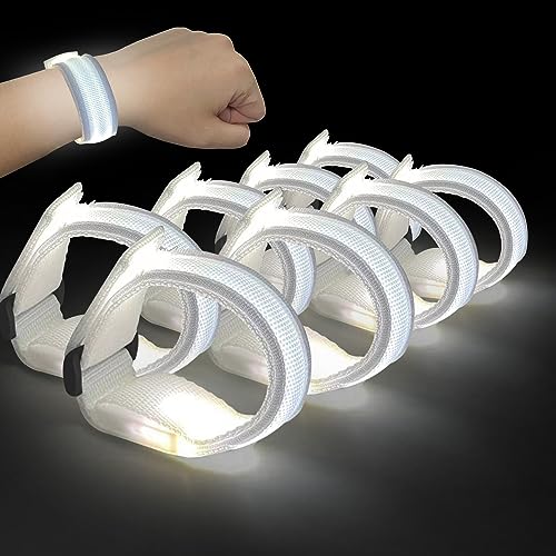 M.best 8pcs LED Light Up Armbänder Glühen blinkende Armbänder Glühen in der dunklen Partyzubehör für Hochzeit, Raves, Konzert, Camping, Sportereignisse, Party von M.best