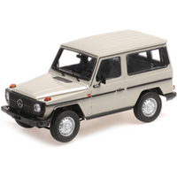 MINICHAMPS 1:18 MERCEDES-BENZ G-MODEL SHORT (W460) - 1980 - GREY von MINICHAMPS