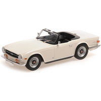 MINICHAMPS 155132035 1:18 TRIUMPH TR6 - 1969- WHITE (LHD) von MINICHAMPS