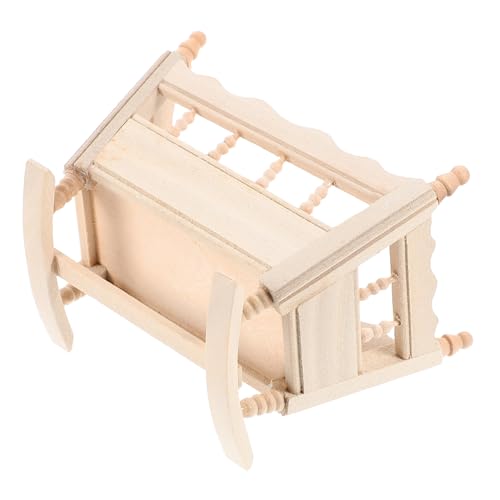 MOLUCKFU Miniatur Holz Babybett Modell für Puppenhaus Stabile Handgefertigte Babybett mit Glatter Oberfläche Naturbelassenes Holz Geeignet als Puppenhaus Zubehör und Miniatur Dekoration MOLUCKFU Miniatur Holz Babybett Modell für Puppenhaus Stabile Handgefertigte Babybett mit Glatter Oberfläche Naturbelassenes Holz Geeignet als Puppenhaus Zubehör und Miniatur Dekoration von MOLUCKFU