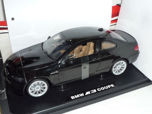 MOTORMAX Defekter Sockel B*M*W M3 M 3 Schwarz E92 3er 3 Er Coupe Ab 2008 1/18 Modellauto Modell Auto von MOTORMAX