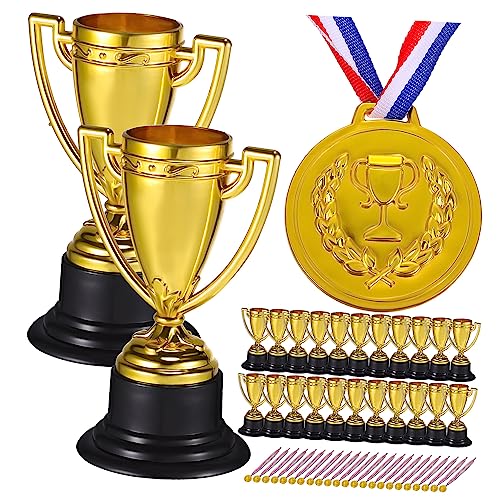 MUSISALY 24 Sätze Mini-Trophäenmedaille Partygeschirr Medaillenaufhänger-Display schöbe bescherung Sport Trophäe Trophäen für Erwachsene Großer Trophäenbecher Plastik Wiederverwendbar von MUSISALY